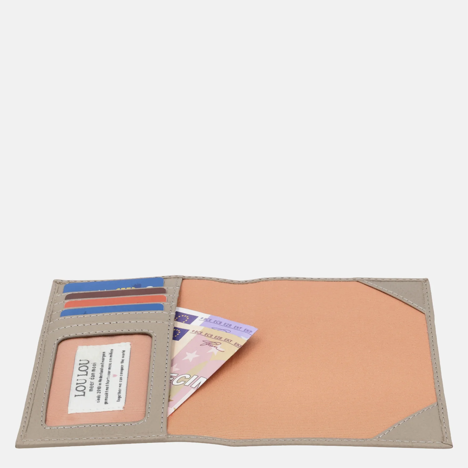 Loulou Essentiels Petite Valise paspoorthoes soft sepia bij Duifhuizen