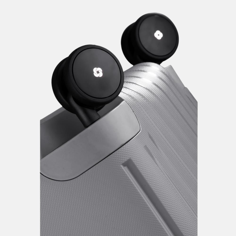 Samsonite S'Cure spinner 75 cm silver bij Duifhuizen
