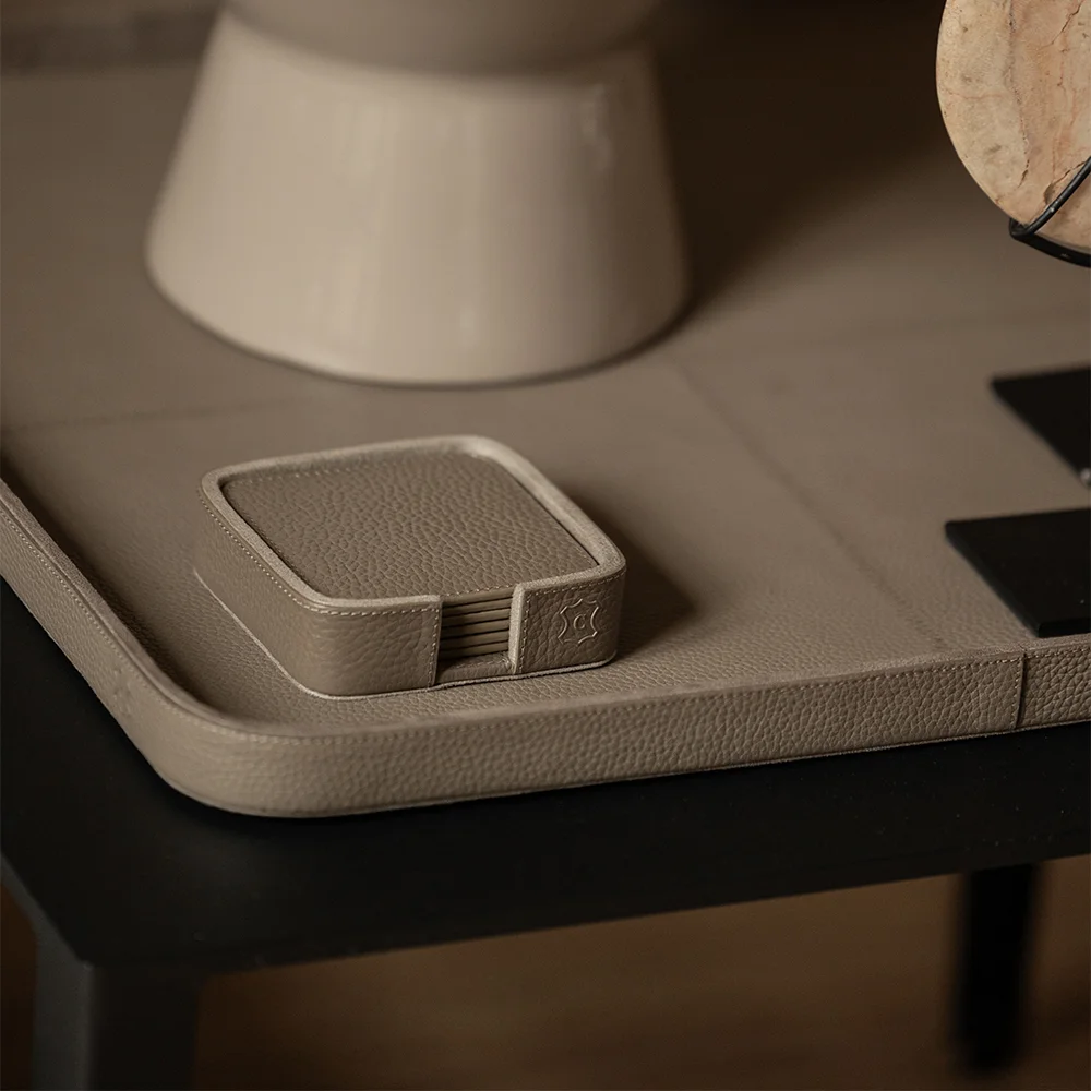 Chamada leren onderzetters effen vierkant taupe bij Duifhuizen