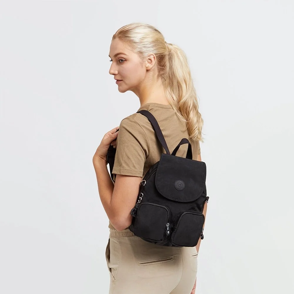 Kipling Firefly Up rugzak black noir bij Duifhuizen