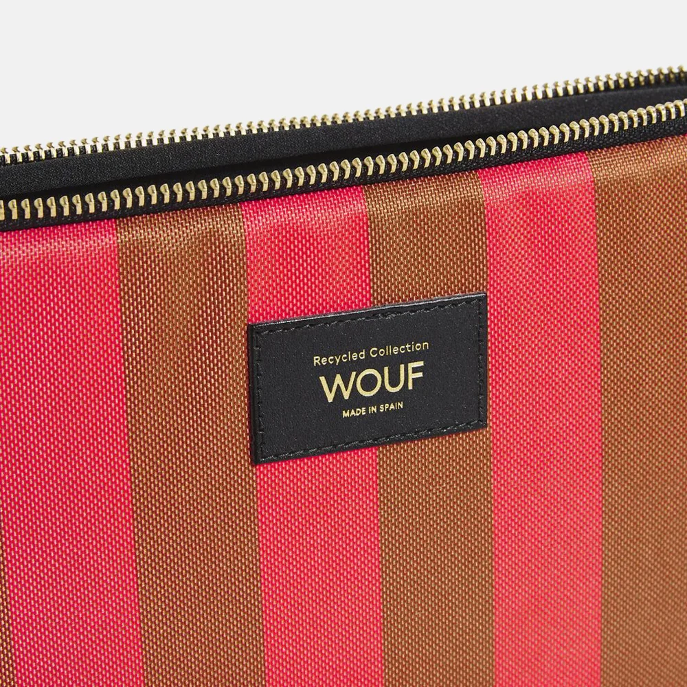 Wouf Pat laptophoes 15/16 inch streep bij Duifhuizen