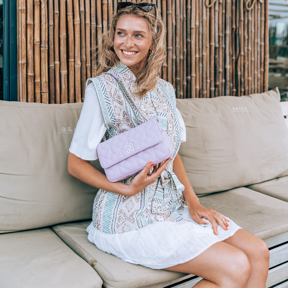 NIKKIE Ann schoudertas lilac bij Duifhuizen