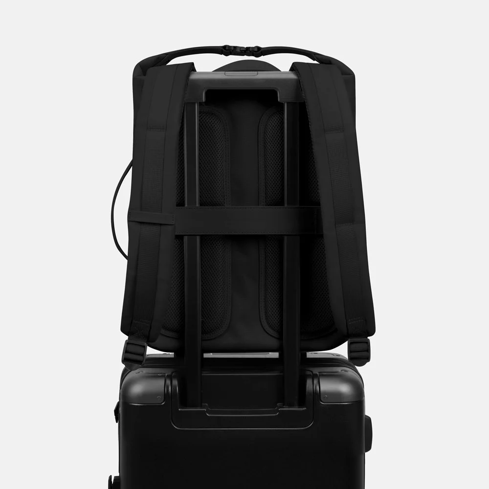 Kapten & Son Osby rugzak 16 inch all black bij Duifhuizen