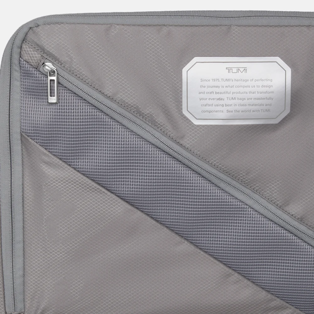 Tumi 19 Degree Lite International handbagage koffer 55cm titanium bij Duifhuizen