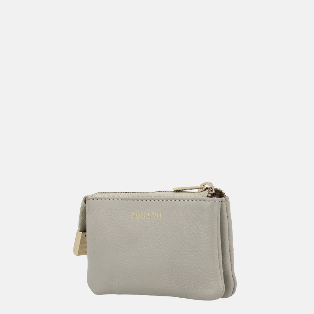 Loulou Essentiels Camille pasjeshouder fog bij Duifhuizen