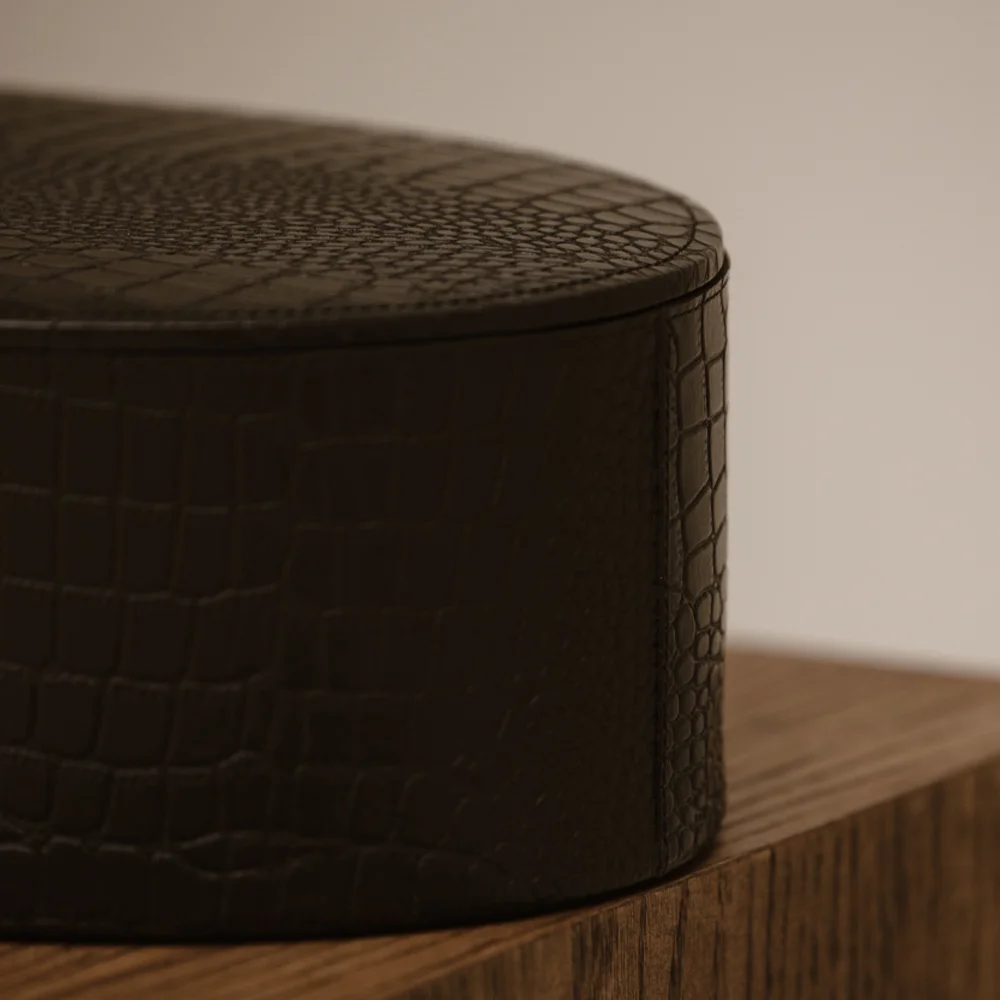 Chamada leren opbergbox ovaal croco large black bij Duifhuizen