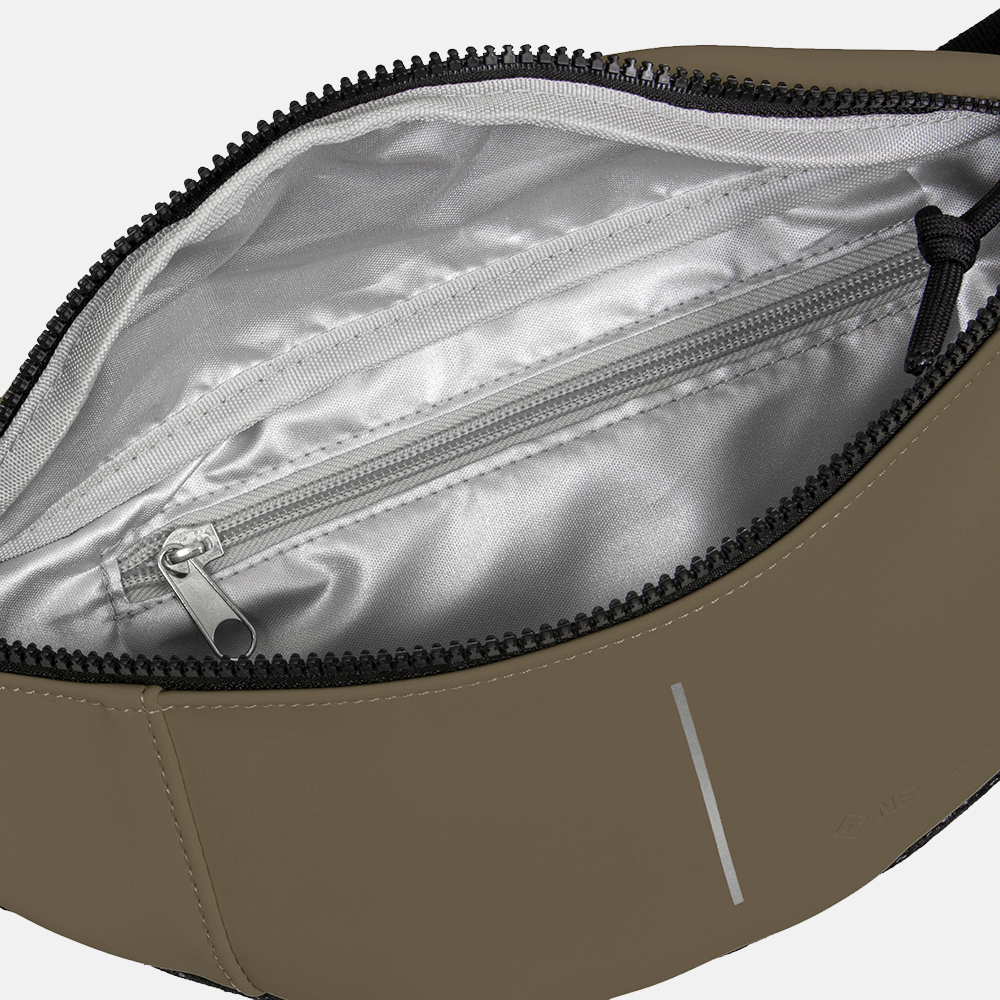 New Rebels Mart heuptas olive bij Duifhuizen