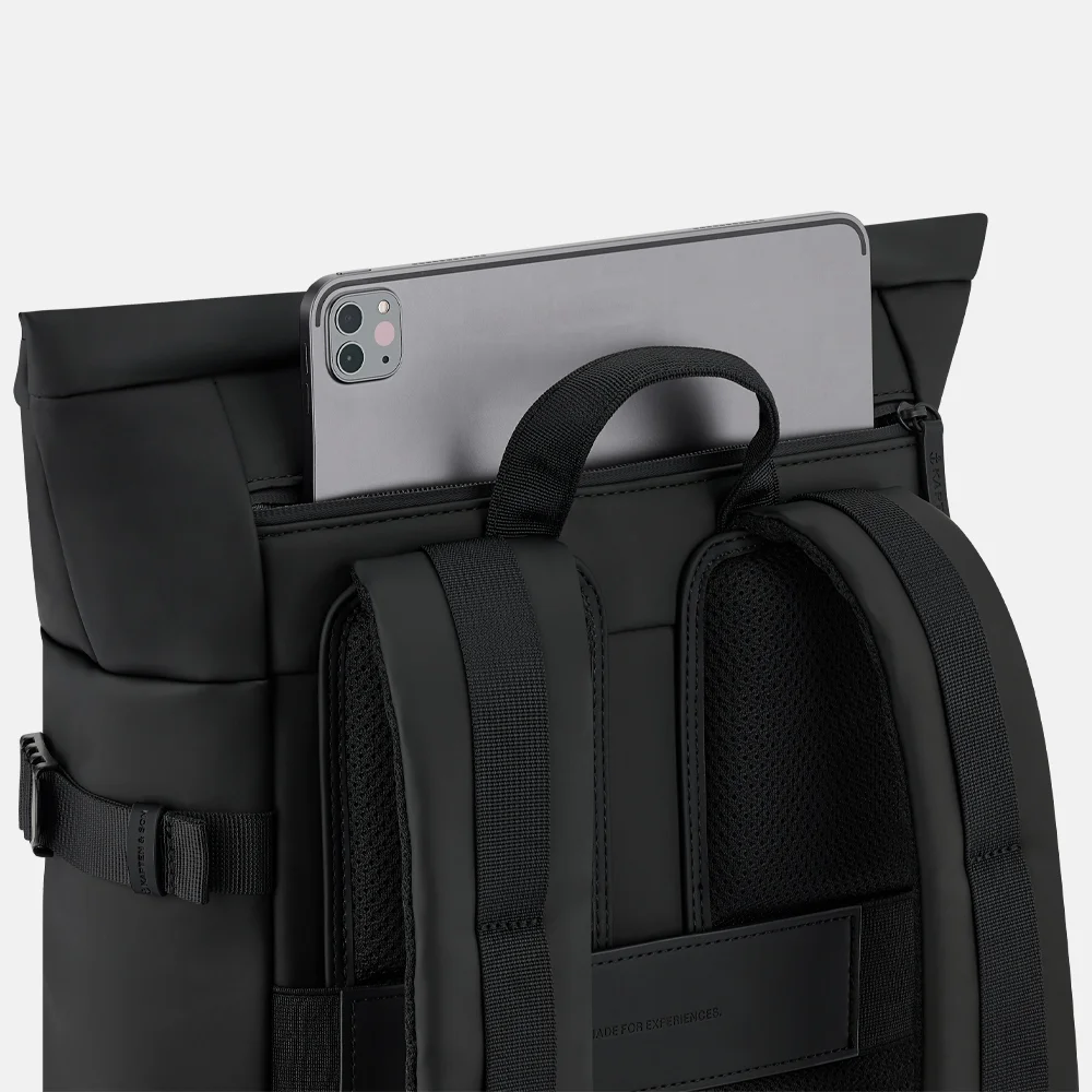 Kapten & Son Helsinki 2.0 rugzak 15 inch all black bij Duifhuizen