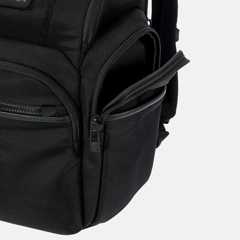 Porsche Design Evo laptoprugzak M black bij Duifhuizen