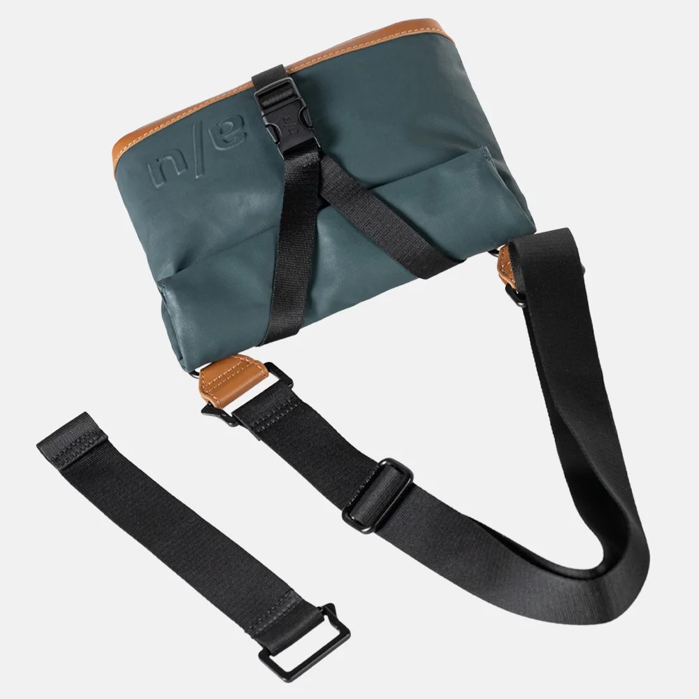 Aunts and Uncles Japan Tsu crossbody tas/heuptas cosmic void bij Duifhuizen