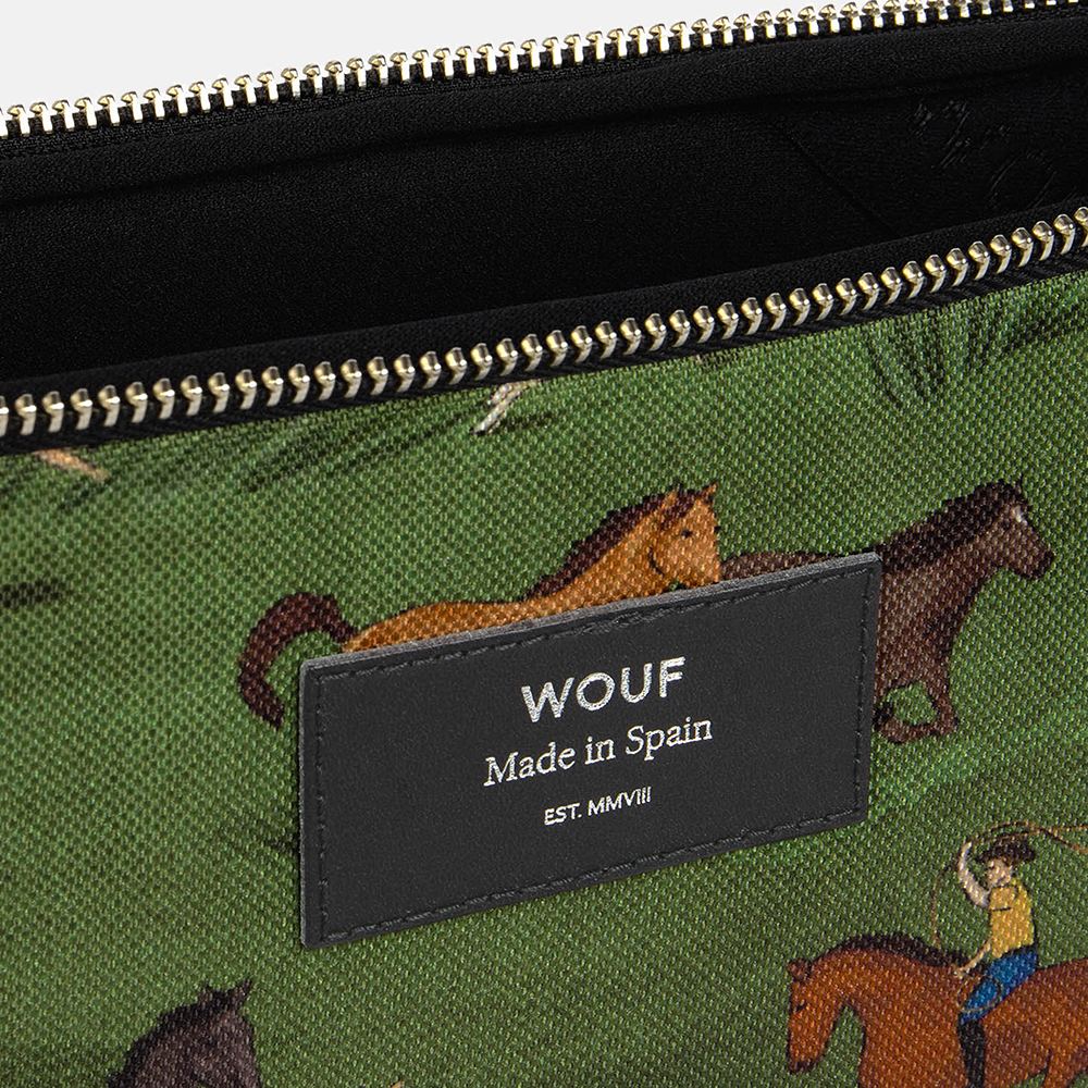 WOUF laptophoes 13 inch Uruguay bij Duifhuizen