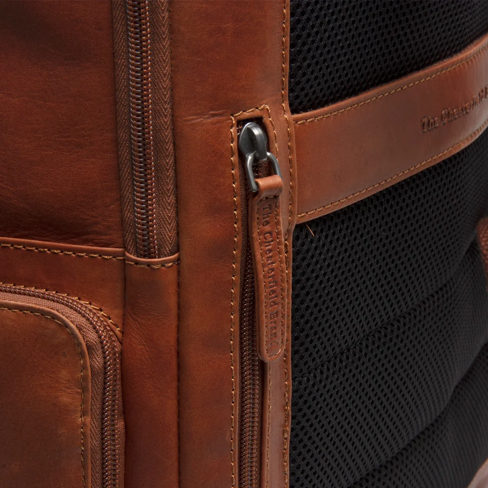 Chesterfield Lennox laptoprugzak L 16 inch cognac bij Duifhuizen