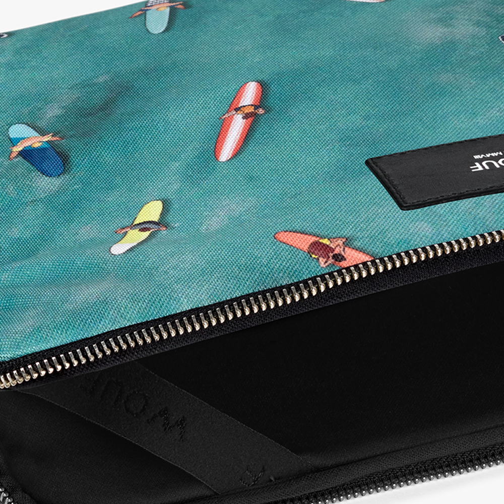 WOUF laptophoes 13 inch Biarritz bij Duifhuizen