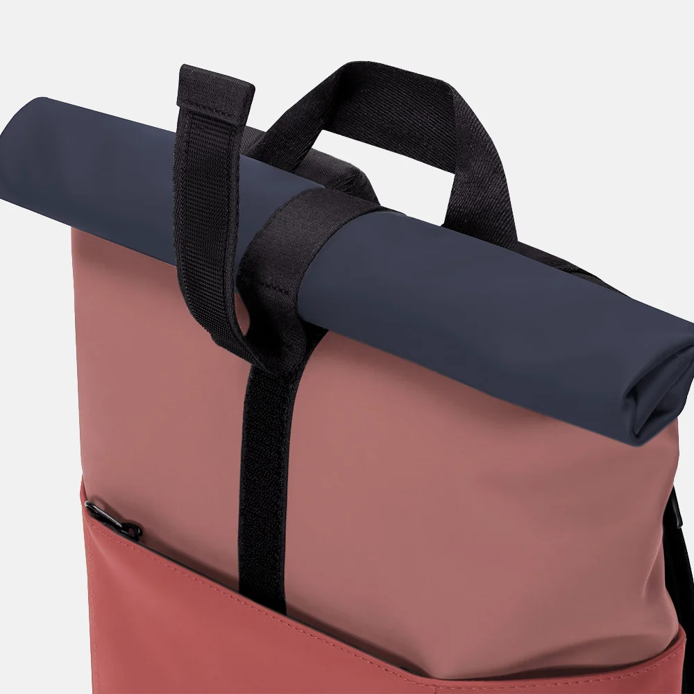 Ucon Acrobatics Hajo Lotus rugzak 15.4 inch dark rose - hibiscus bij Duifhuizen