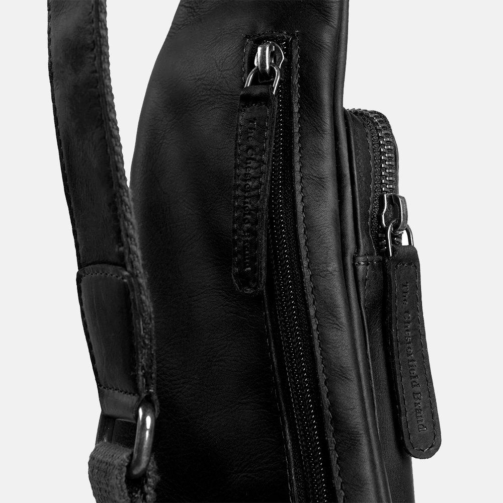 Chesterfield Logan rugzak/crossbody tas black bij Duifhuizen