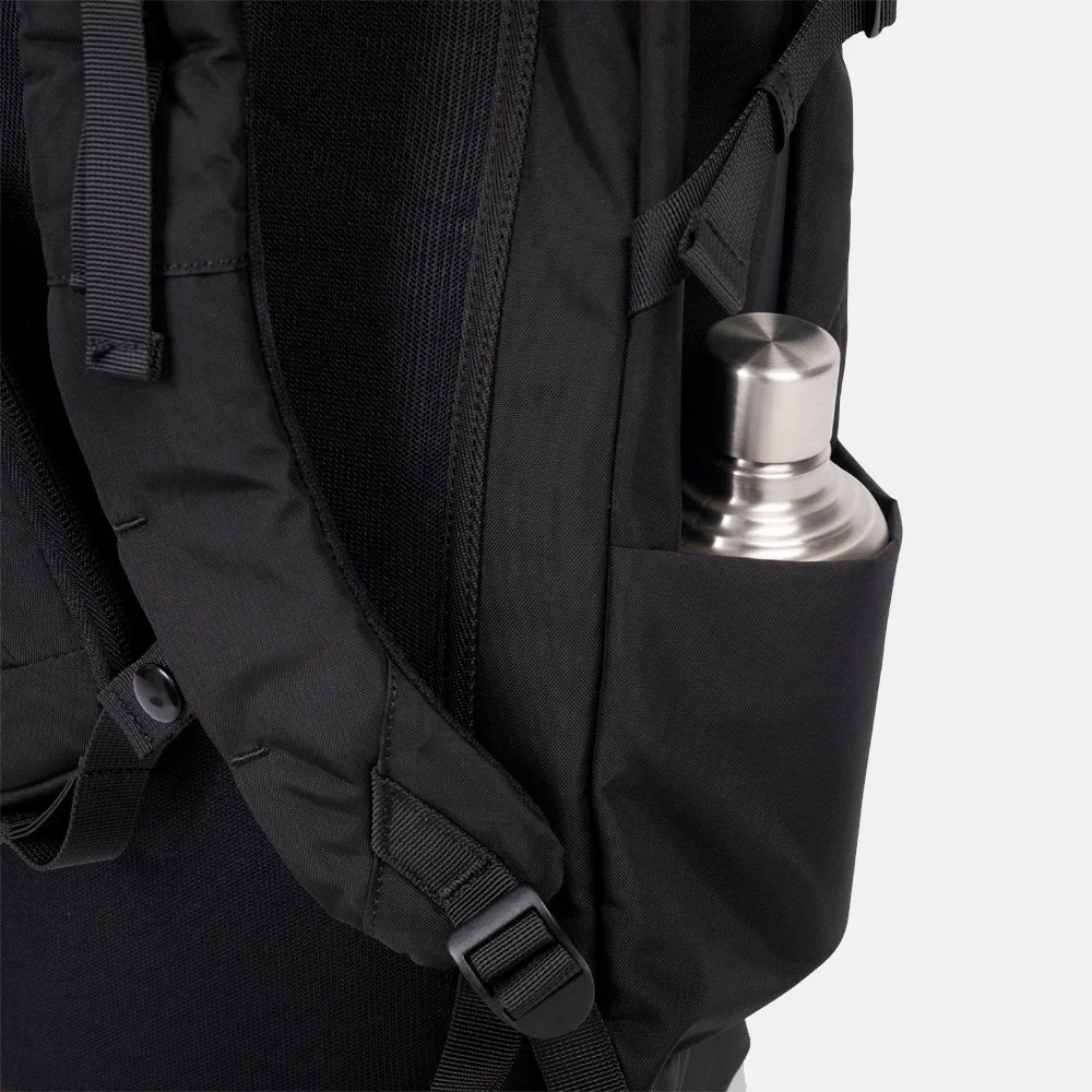 Doughnut Astir rugzak black bij Duifhuizen