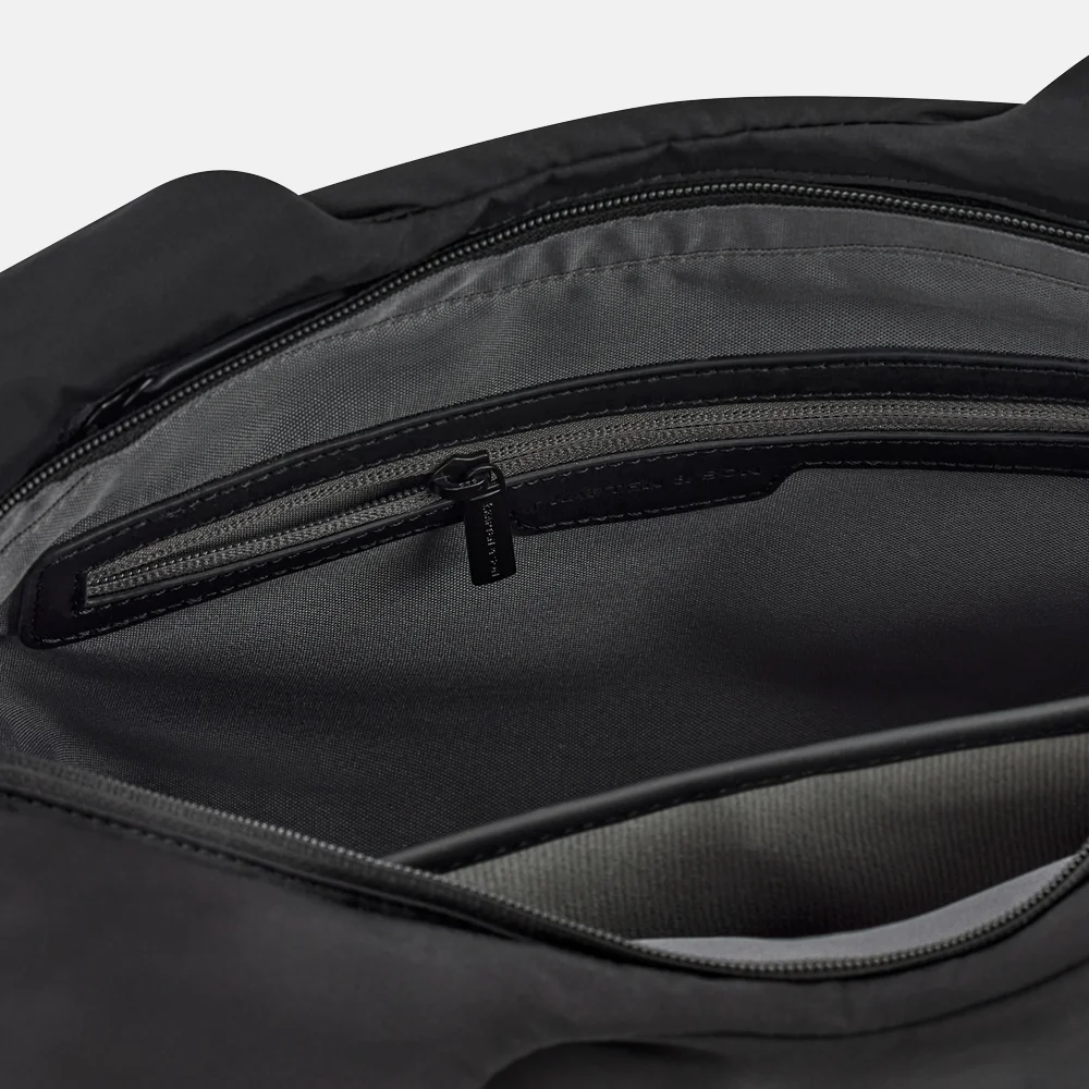 Kapten & Son Skara Cloud shopper 14 inch all black bij Duifhuizen