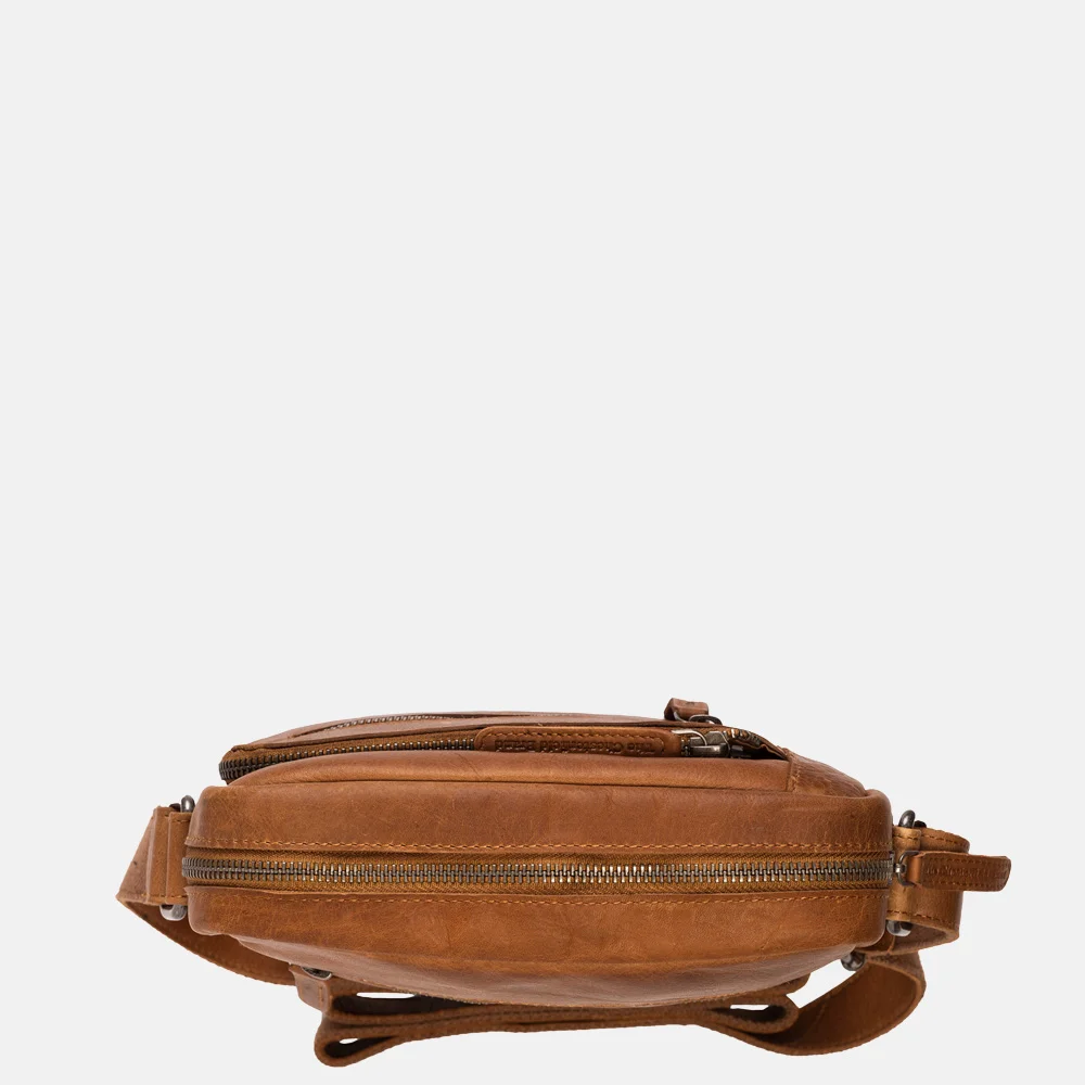 Chesterfield Dessau schoudertas cognac bij Duifhuizen