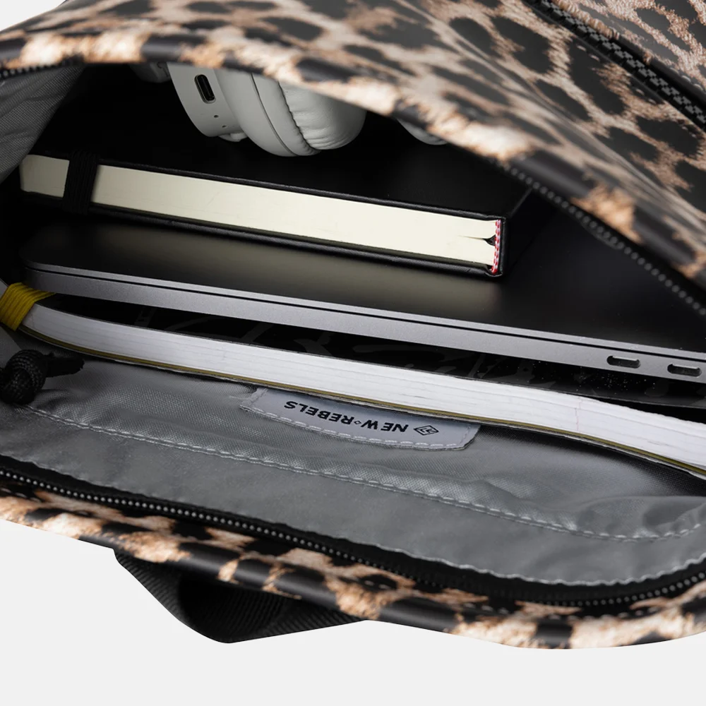 New Rebels Mart rugzak leopard bij Duifhuizen