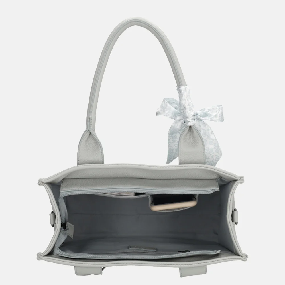 Charm London Debossed shopper M lichtblauw bij Duifhuizen