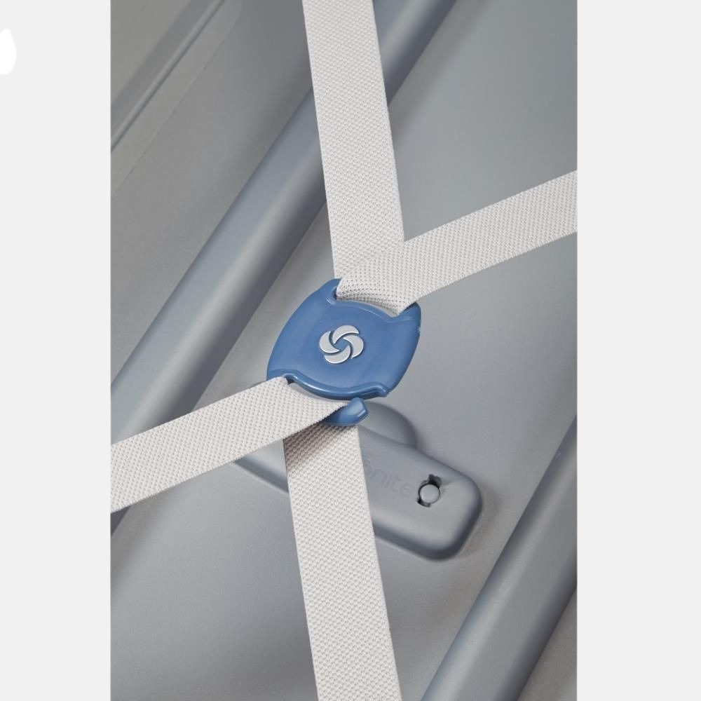 Samsonite S'Cure spinner 75 cm silver bij Duifhuizen