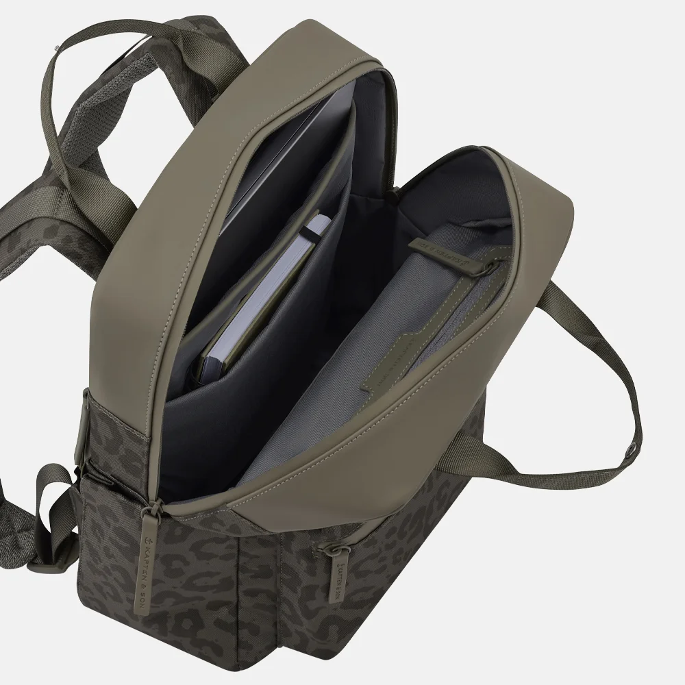 Kapten & Son Bergen Pro LEO laptoprugzak 15 inch dark leopard bij Duifhuizen