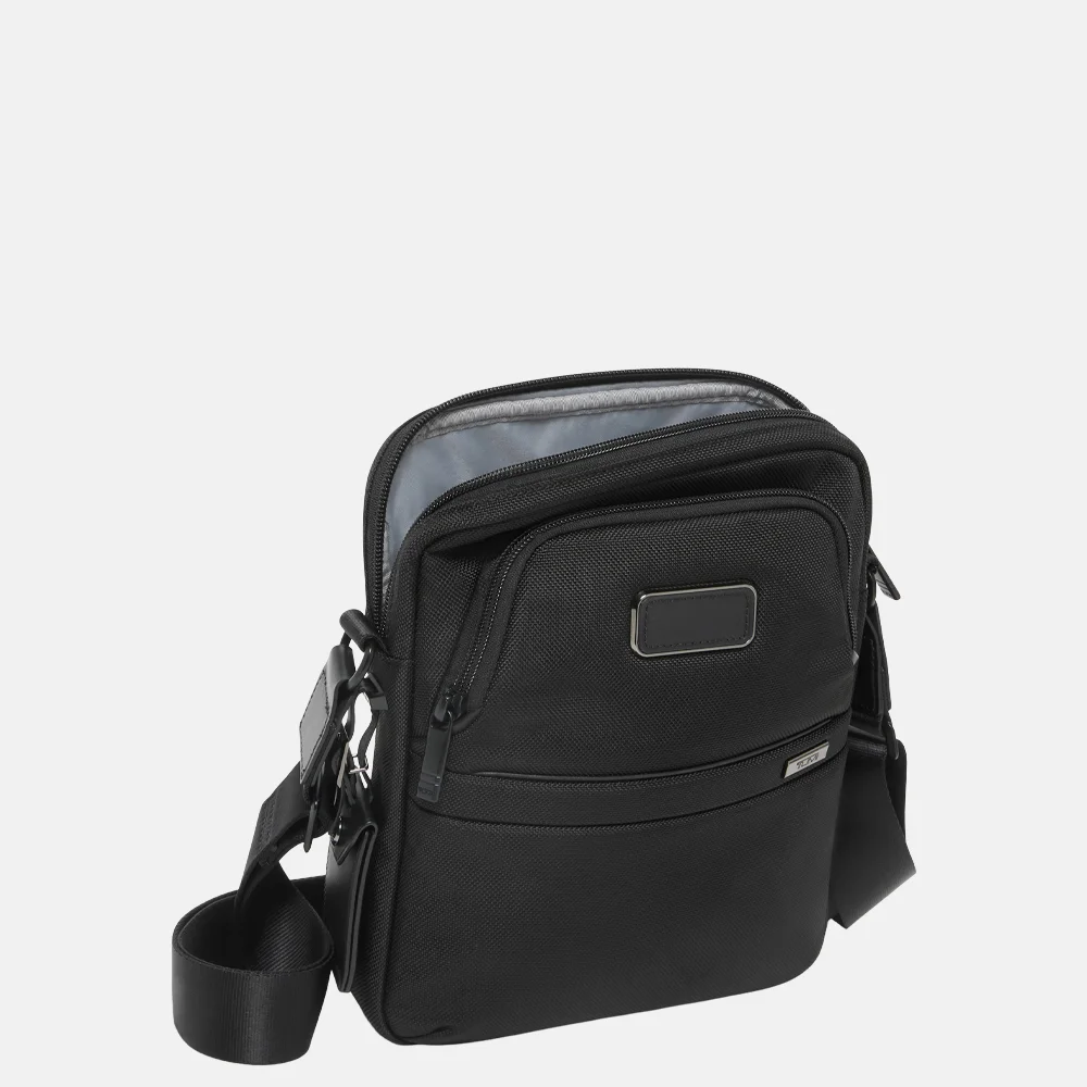 Tumi Alpha crossbody tas M black bij Duifhuizen