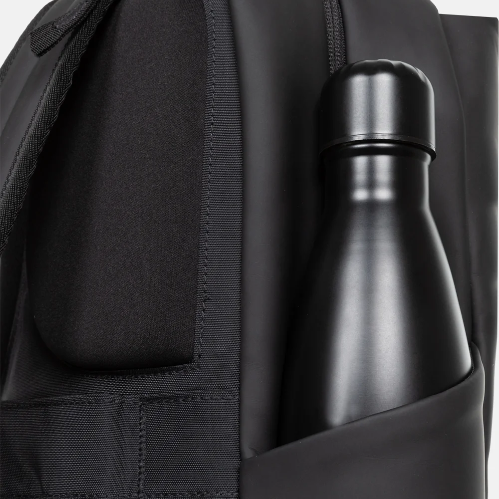 Eastpak Tecum F Cnnct rugzak 15 inch matte black bij Duifhuizen