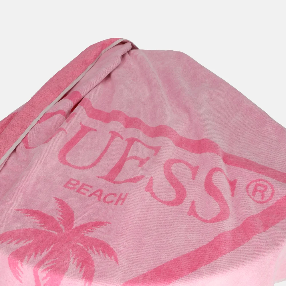 Guess Towel Beach Triangle strandhanddoek poster pink bij Duifhuizen