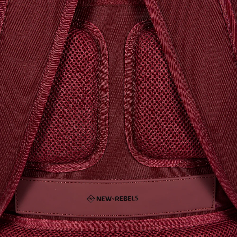 New Rebels Bruce laptoprugzak 15 inch bordeaux bij Duifhuizen
