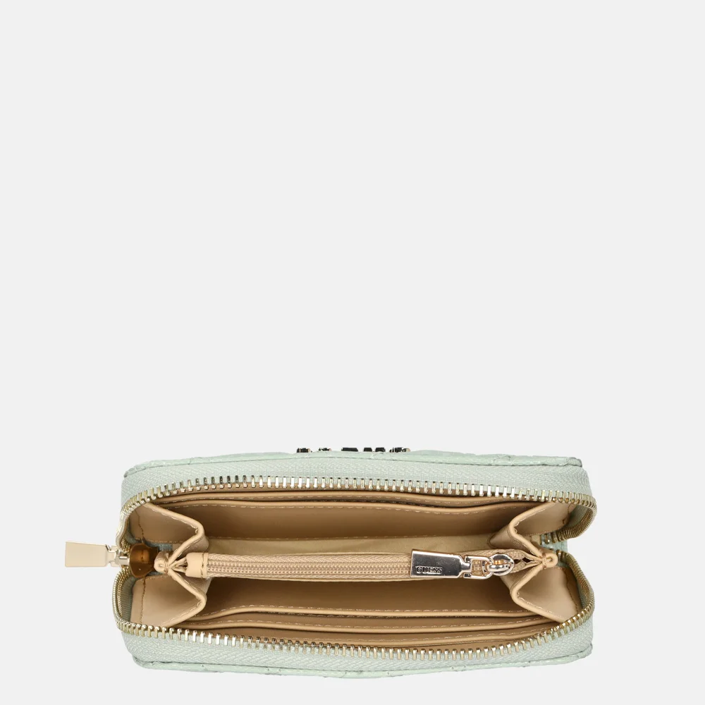 Guess Isemay portemonnee M light sage bij Duifhuizen