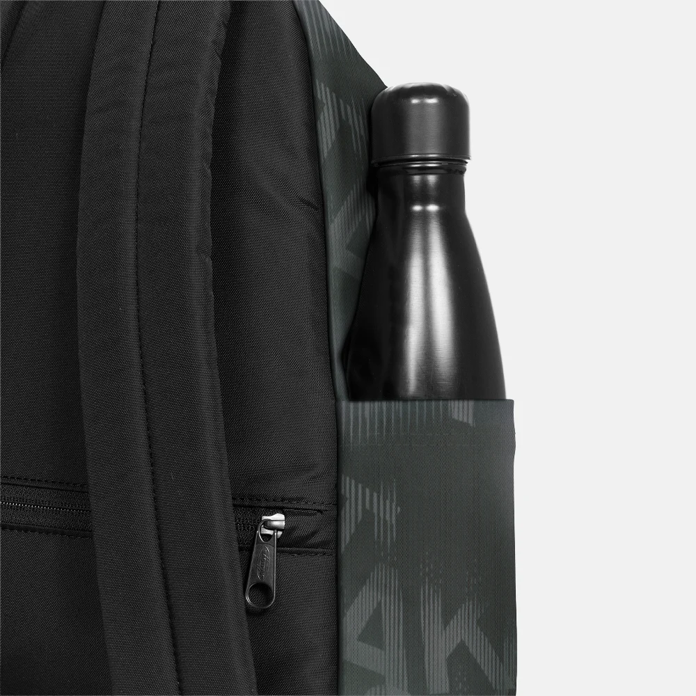 Eastpak Day pak´r rugzak letter dye black bij Duifhuizen