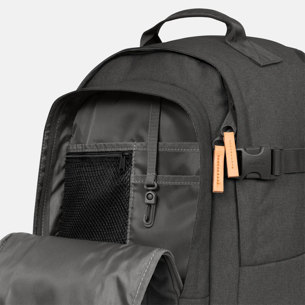 Eastpak Smallker rugzak 15 inch black denim2 bij Duifhuizen