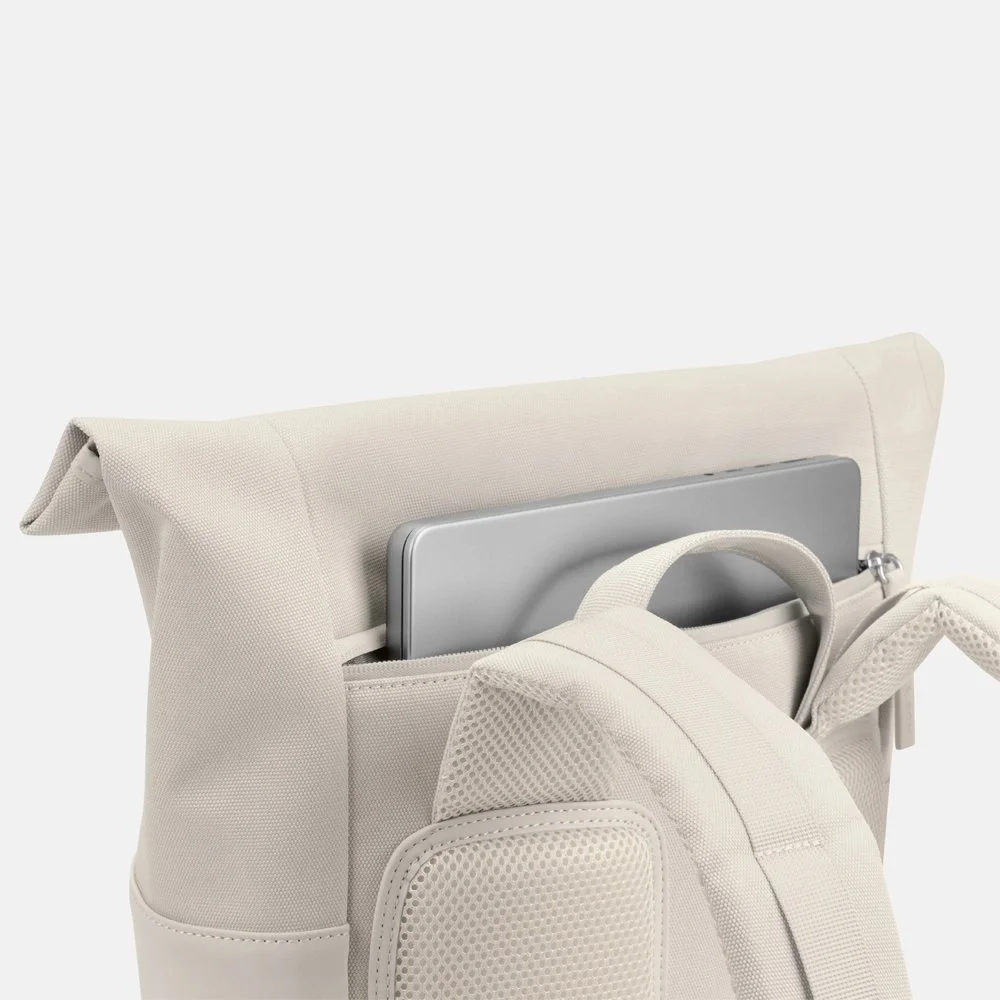 Kapten & Son Stockholm rugzak 14 inch sandstone bij Duifhuizen
