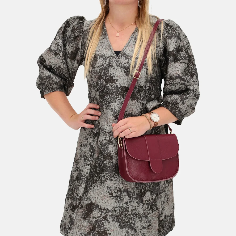 Charm London crossbody tas bordeaux rood bij Duifhuizen