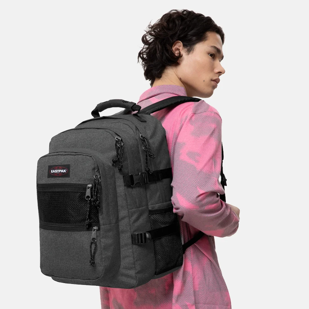 Eastpak Suplyer laptoprugzak 16 inch black denim bij Duifhuizen