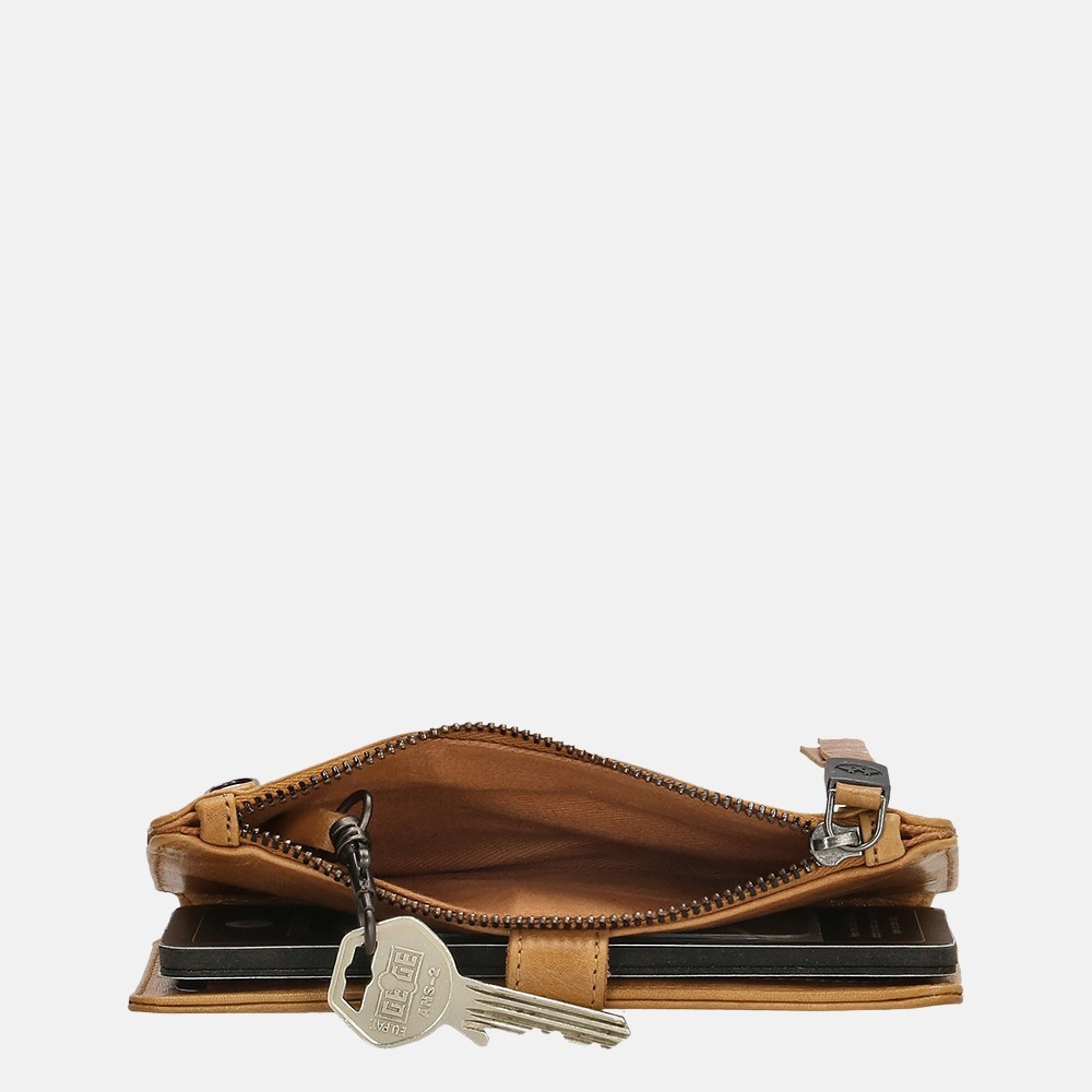 Micmacbags Porto portemonnee/telefoontasje oker bij Duifhuizen