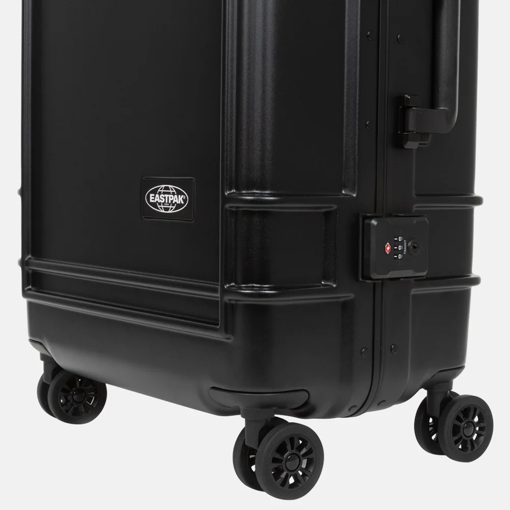 Eastpak Resist'R reiskoffer 68 cm black bij Duifhuizen
