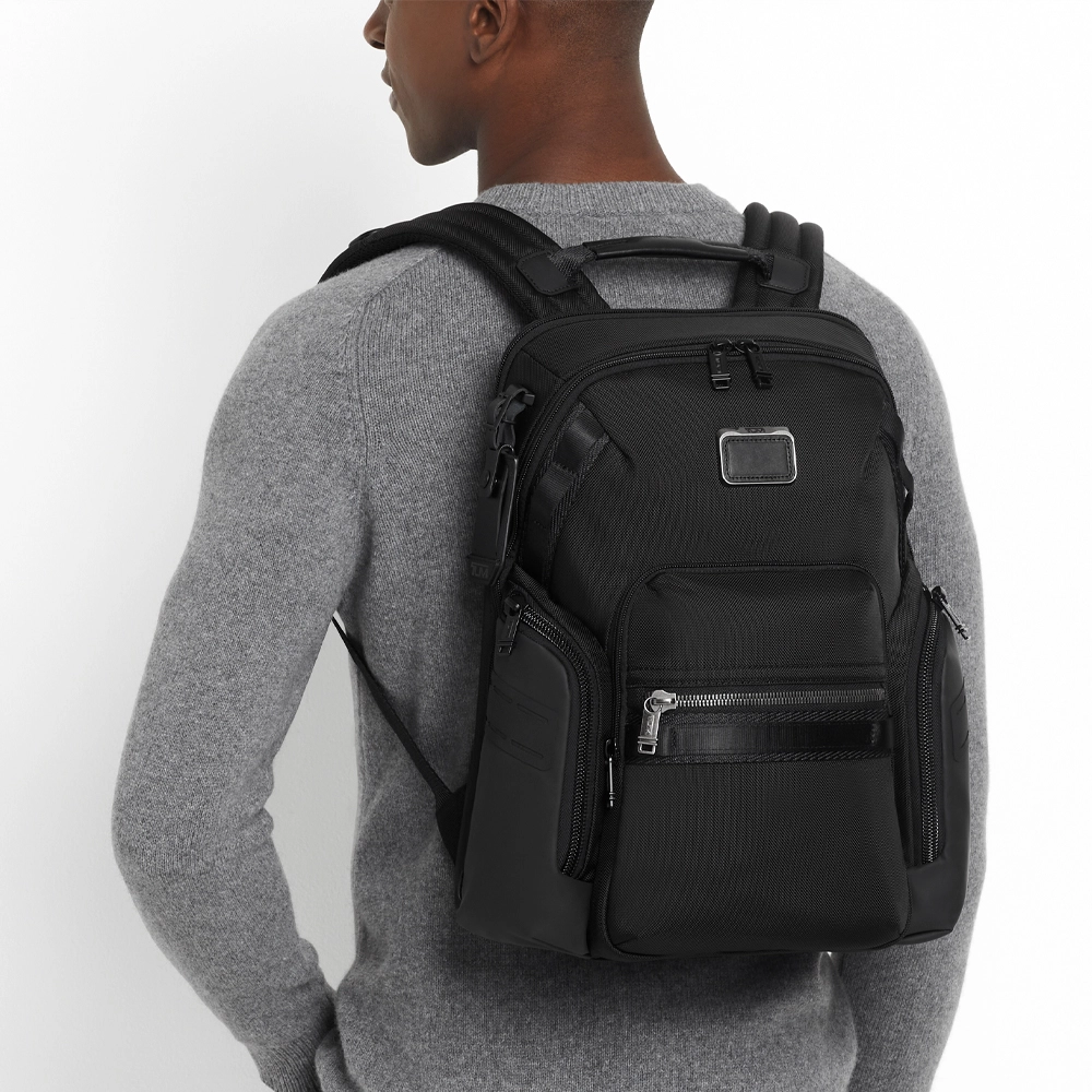 Tumi Alpha Bravo Navigation rugzak black bij Duifhuizen