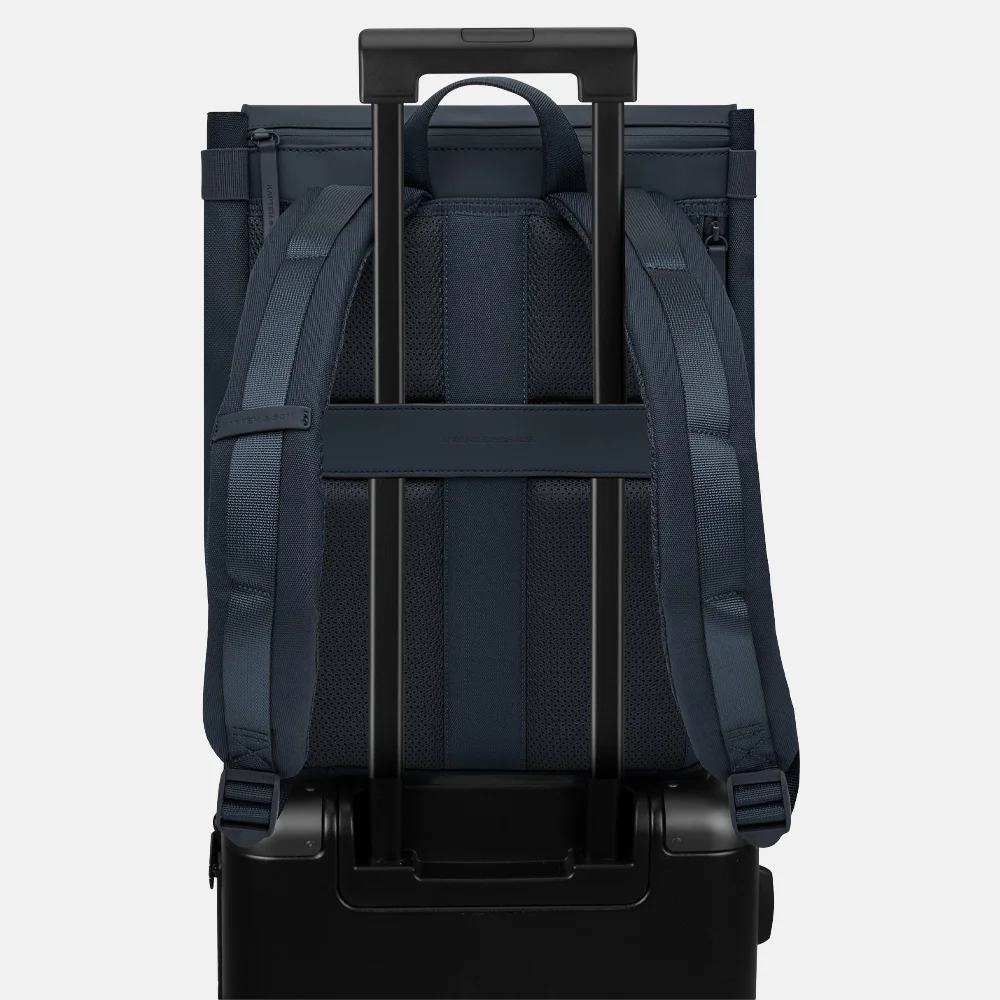 Kapten & Son Fyn Pro rugzak 15 inch navy blue bij Duifhuizen