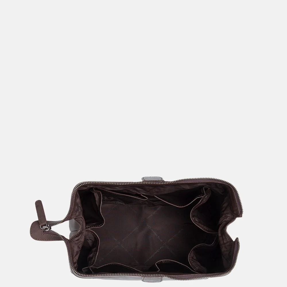 Chesterfield Biassa toilettas L dark brown bij Duifhuizen