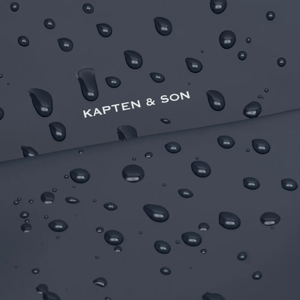 Kapten & Son Helsinki PRO rugzak 15 inch navy blue bij Duifhuizen