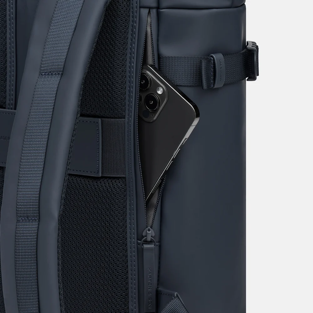 Kapten & Son Helsinki 2.0 laptoprugzak 15 inch navy blue bij Duifhuizen