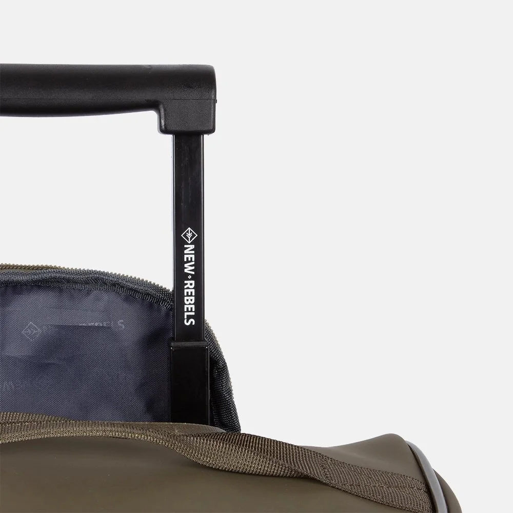 New Rebels Harper on board reistas S olive bij Duifhuizen