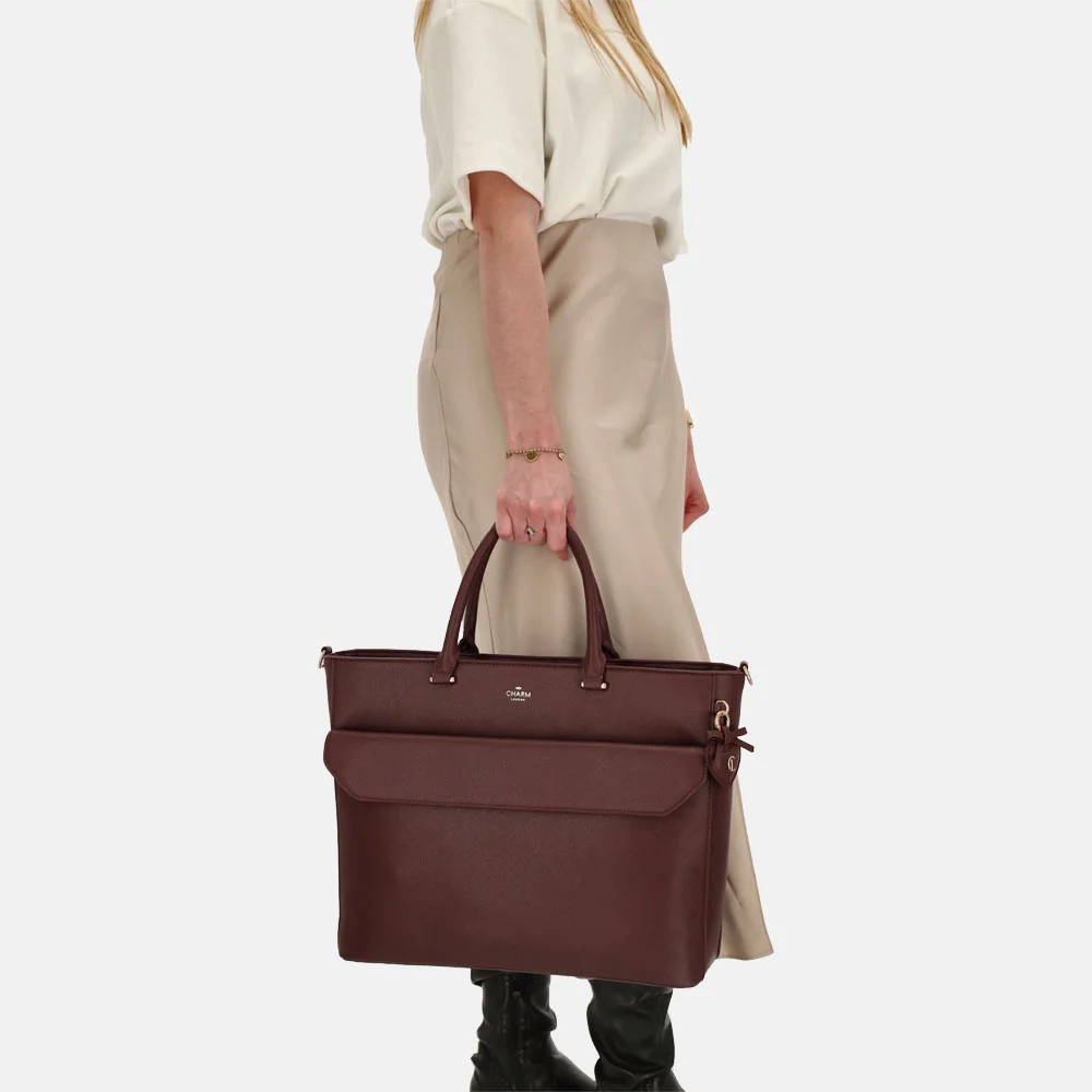 Charm London handtas 15 inch bordeaux bij Duifhuizen