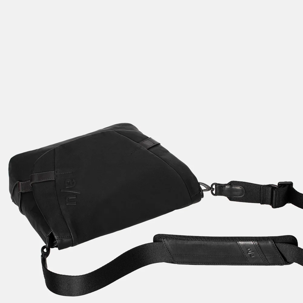 Aunts and Uncles Japan Sendai crossbody tas black bij Duifhuizen