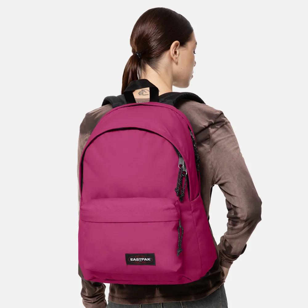Eastpak Day Office laptoprugzak 16 inch magnolia fuchsia bij Duifhuizen