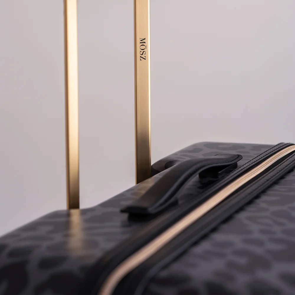 Mosz Lauren koffer 77 cm nero leo bij Duifhuizen