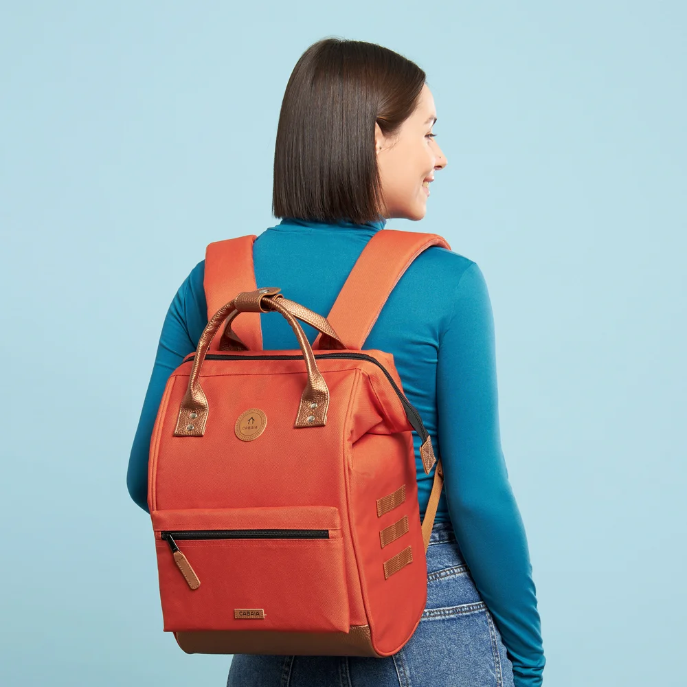 Cabaia Adventurer rugzak M 13 inch bogota bij Duifhuizen