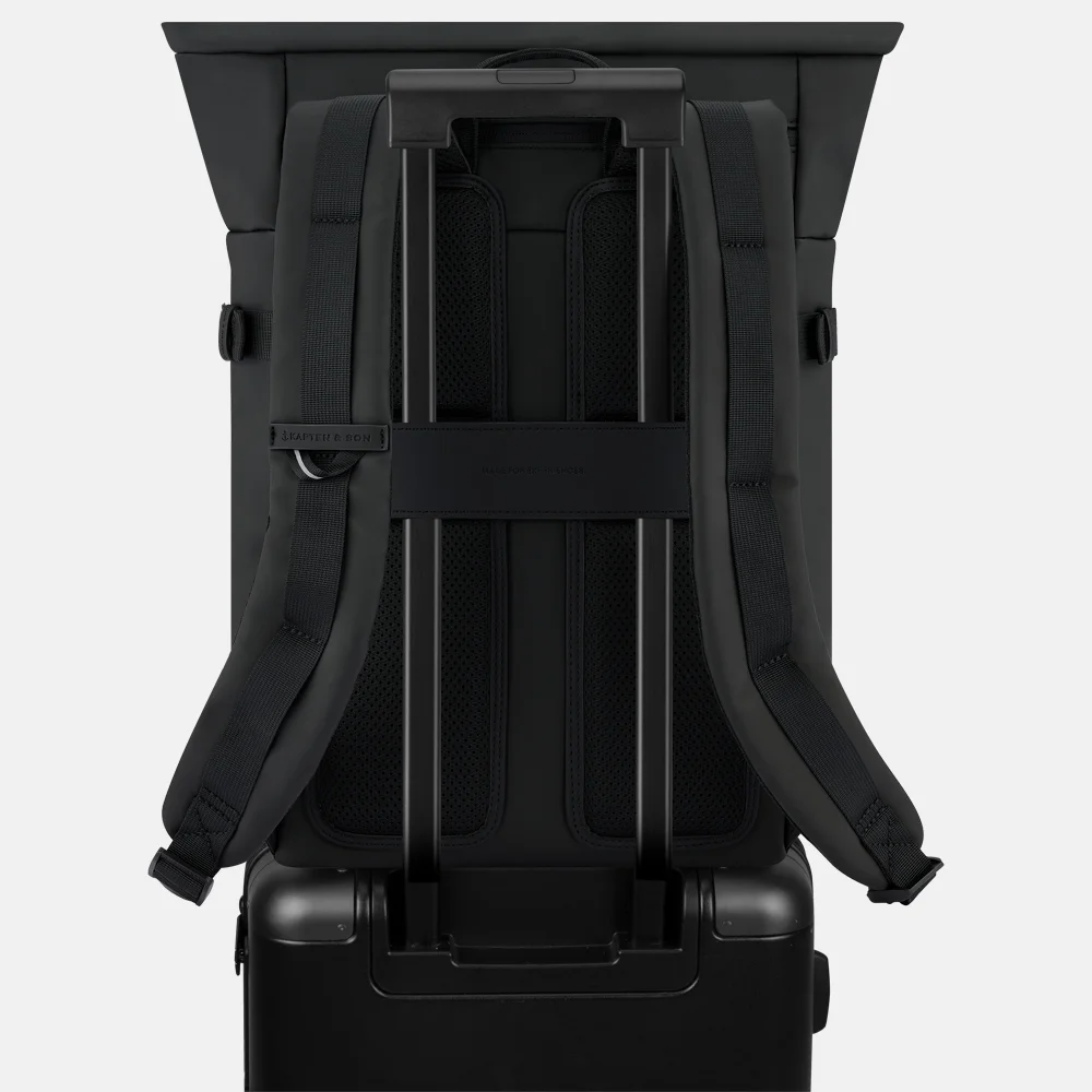 Kapten & Son Helsinki 2.0 rugzak 15 inch all black bij Duifhuizen